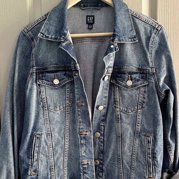 GAP Denim Jacket Size M - Picture 1 of 7